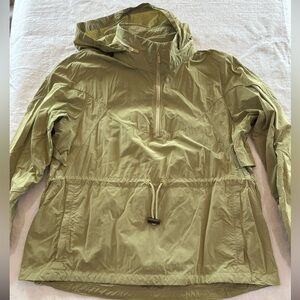 Womens Lululemon Light Olive Half-Zip Pullover Anorak